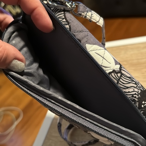 Vera Bradley crossbody Wallet purse slim NEW gray moon shadow meadow NWT - Picture 5 of 6